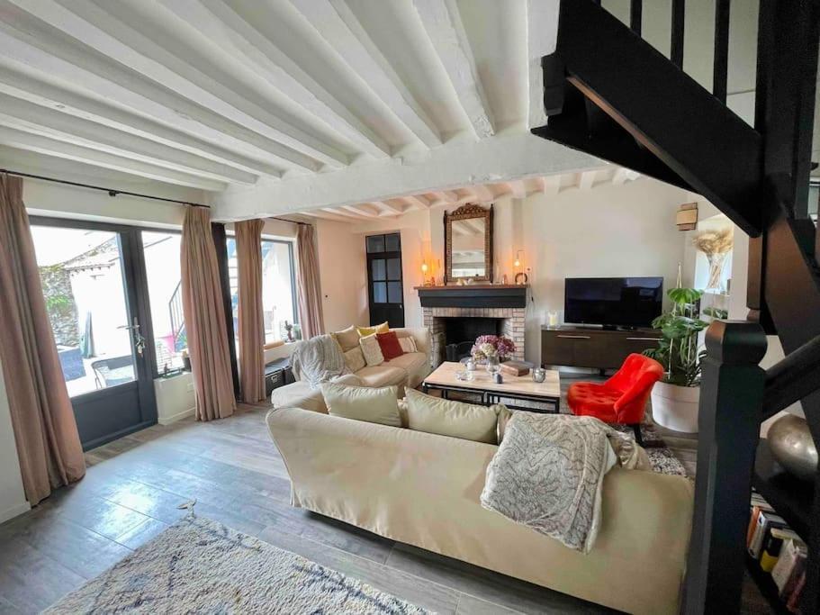 La Guimiette Maison A 40M De Paris サン・タルヌー・アン・イブリーヌ エクステリア 写真